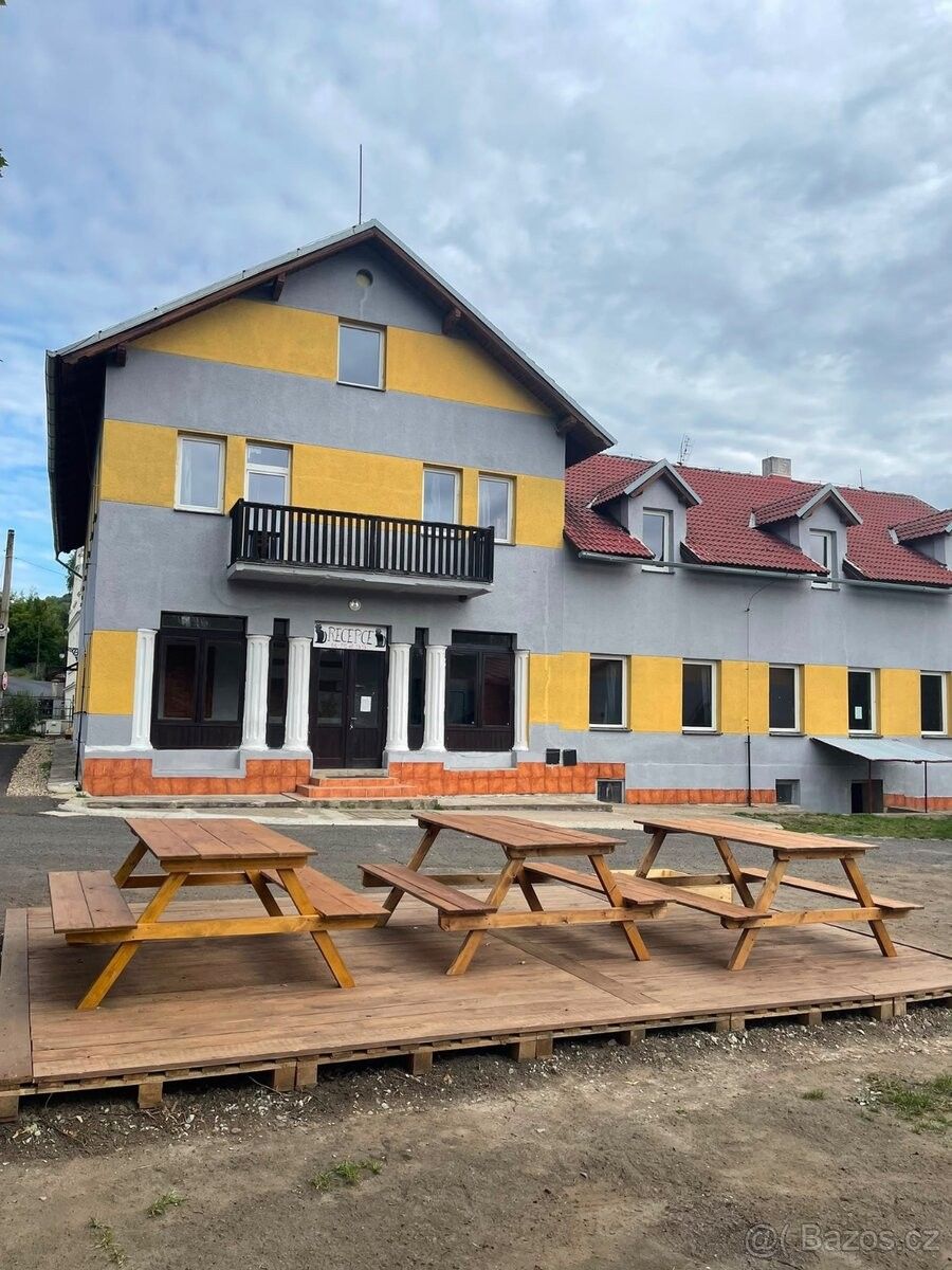 Restaurace, Úštěk, 411 45 - 2