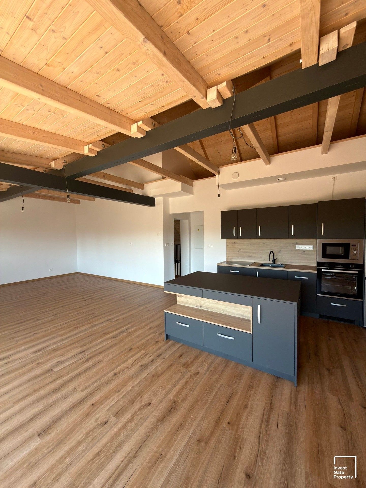 3+kk, Srubec Stará Pohůrka, 110 m² - 2