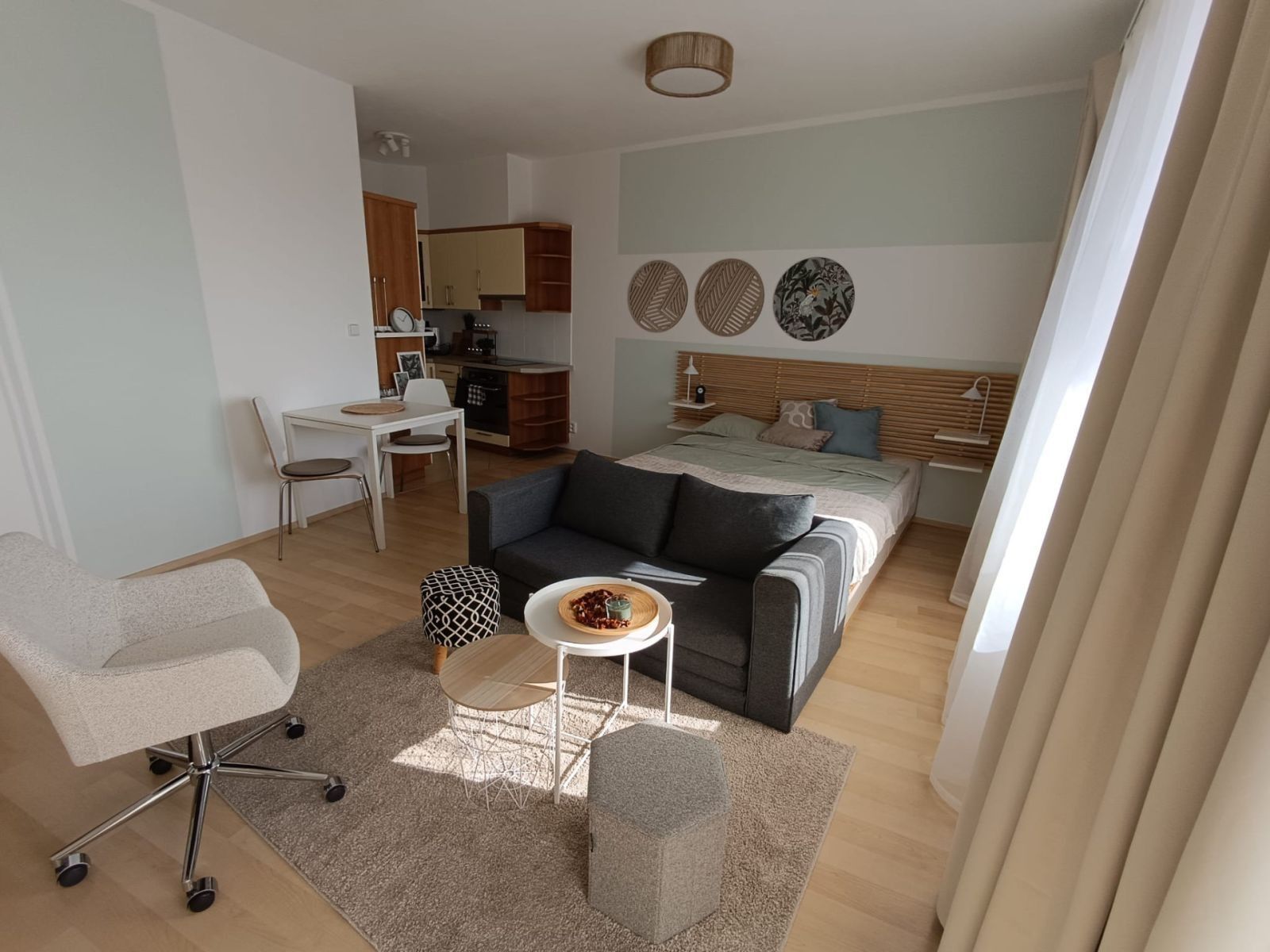 1+kk, Nademlejnská, Praha - Hloubětín, 45 m² - 1