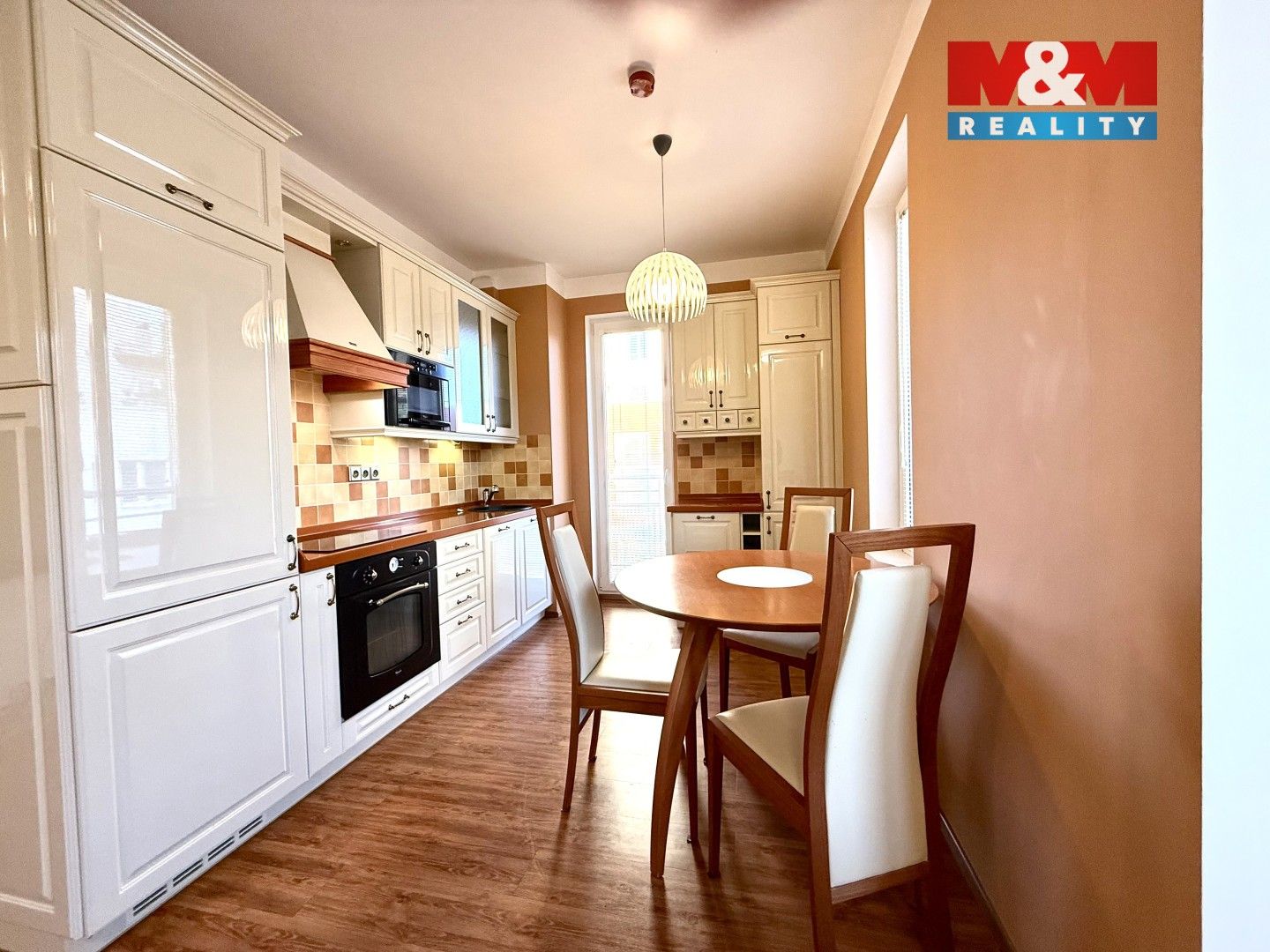 Pronájem byt 3+kk - Kamelova, Praha, 68 m²