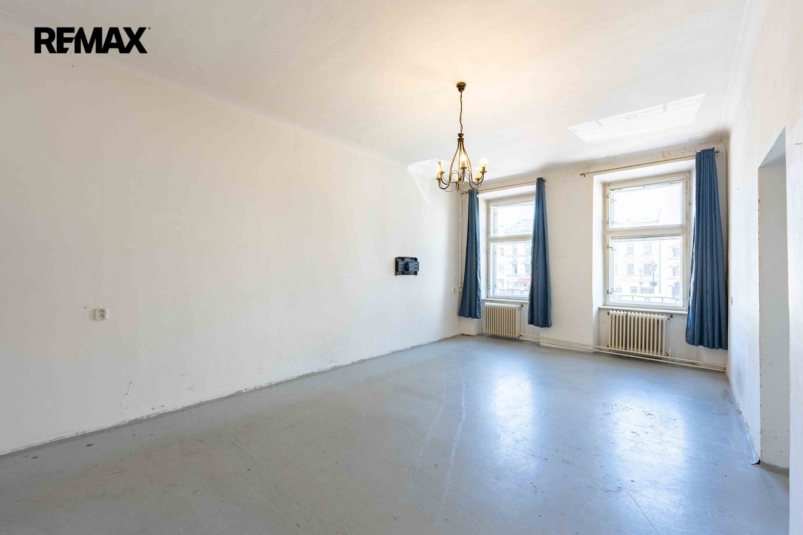 Činžovní dům · 700 m² · Zámecké nám. 1249, Frýdek-Místek Frýdek - 3