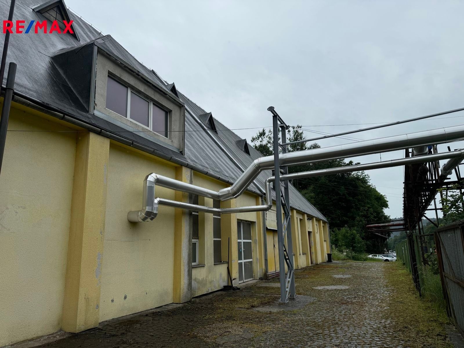 Pronájem výrobní prostory - Jasenice, Vsetín, 1 m²