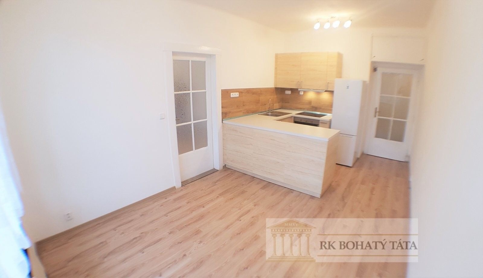 2+kk, U kaštanu, Praha, 51 m² - 2