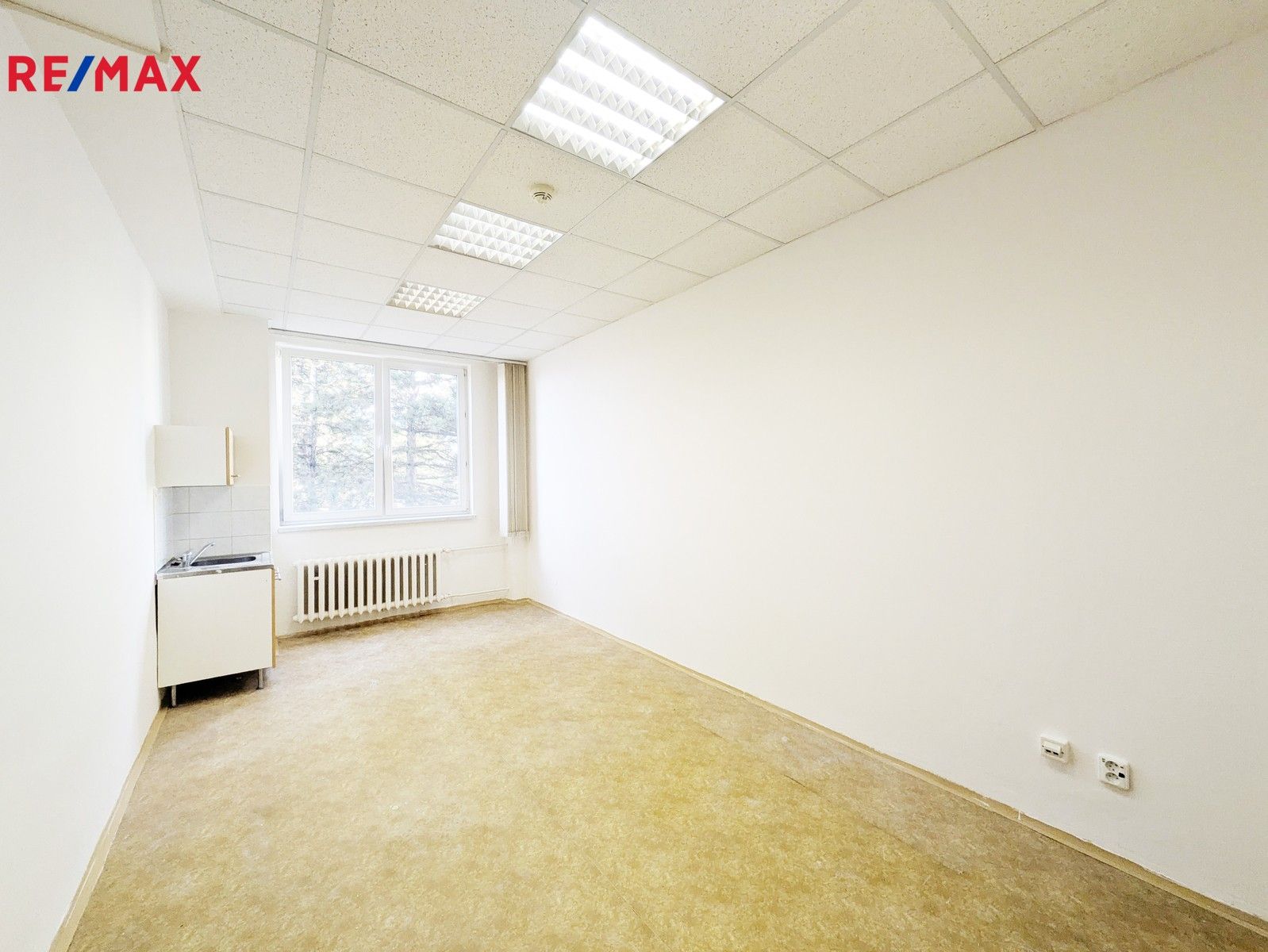 Pronájem kancelář - Lidická, Havířov, 74 m²