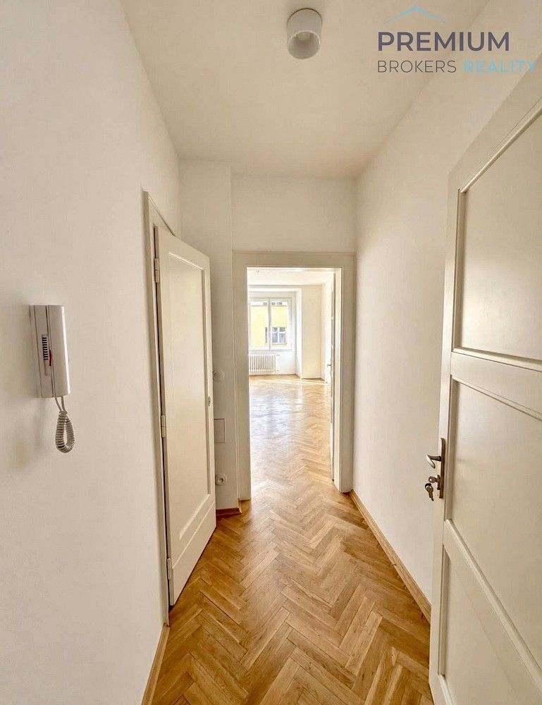 1+kk, Praha - Vinohrady, okres Praha 3, Hlavní město Praha, 37 m² - 2