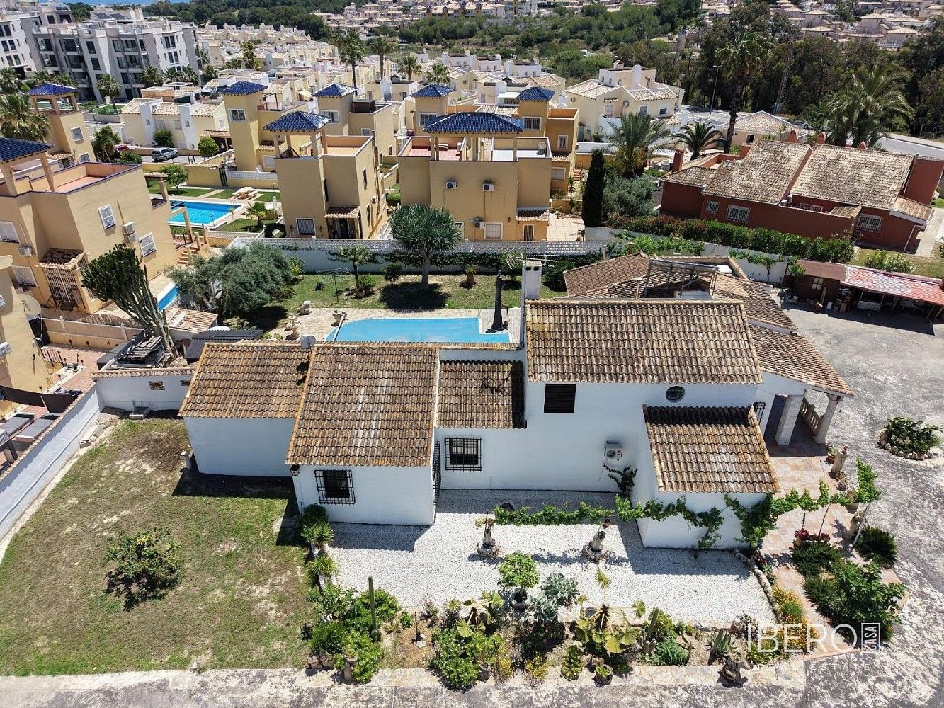 Rodinný dům, 325 m²