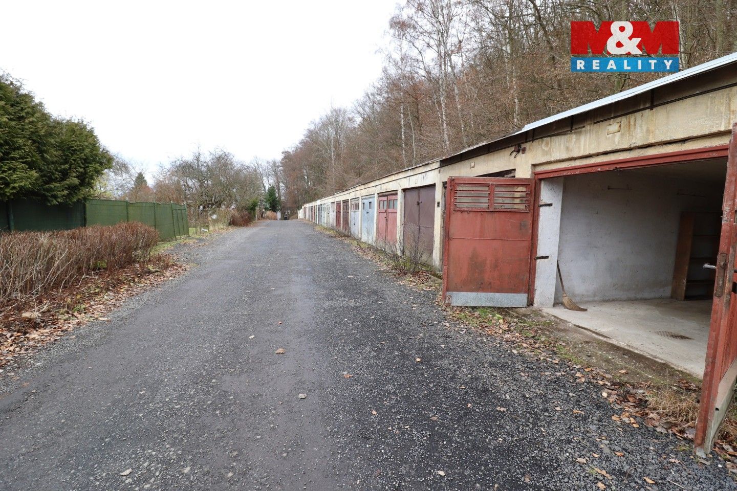 Prodej garáž - Karlovy Vary, 34 m²