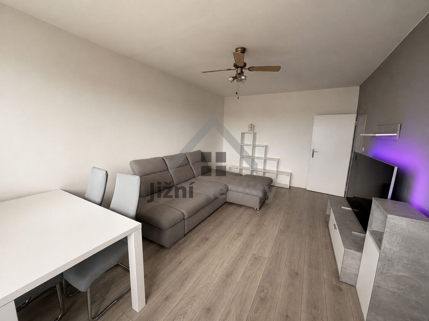 Prodej byt 2+1 - J. Opletala, České Budějovice 2, 66 m² - 5