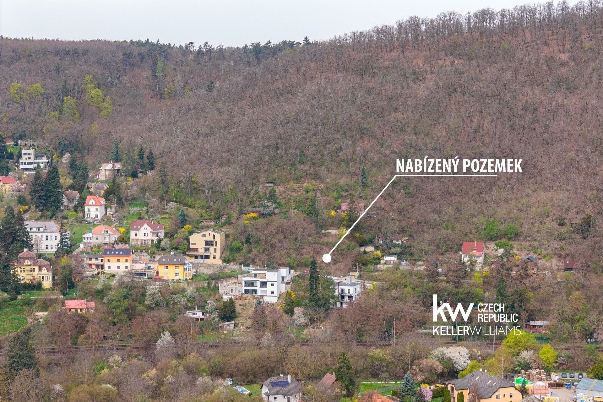 Pozemek pro bydlení · 566 m² · Komenského  , Černošice - 3