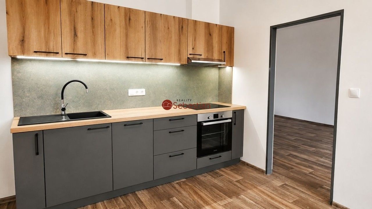 2+kk, Pardubice VIII, Pardubice, 50 m² - 1