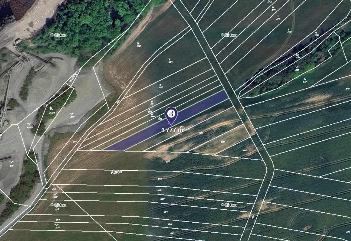 Zemědělský pozemek · 77 991 m² · Hranice - 3