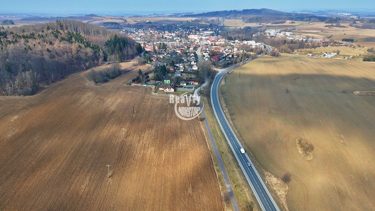 Komerční pozemek · 11 125 m² · Štoky - 1