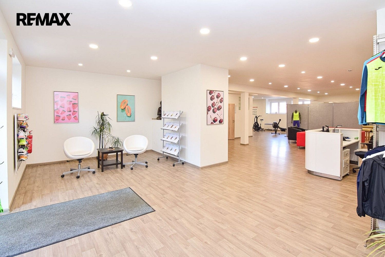 Obchodní prostory · 380 m² · Úhonice, okres Praha-západ, Středočeský kraj - 4