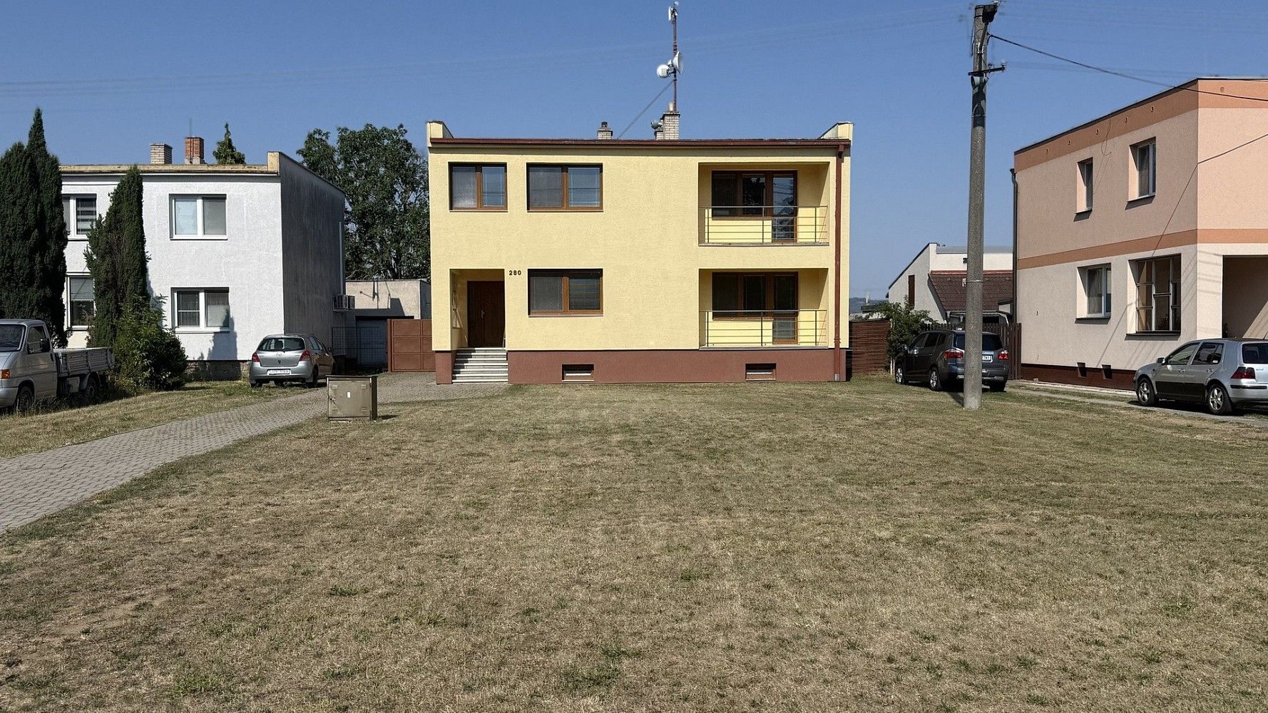 Rodinné domy, Kostelany nad Moravou, okres Uherské Hradiště, 275 m² - 1