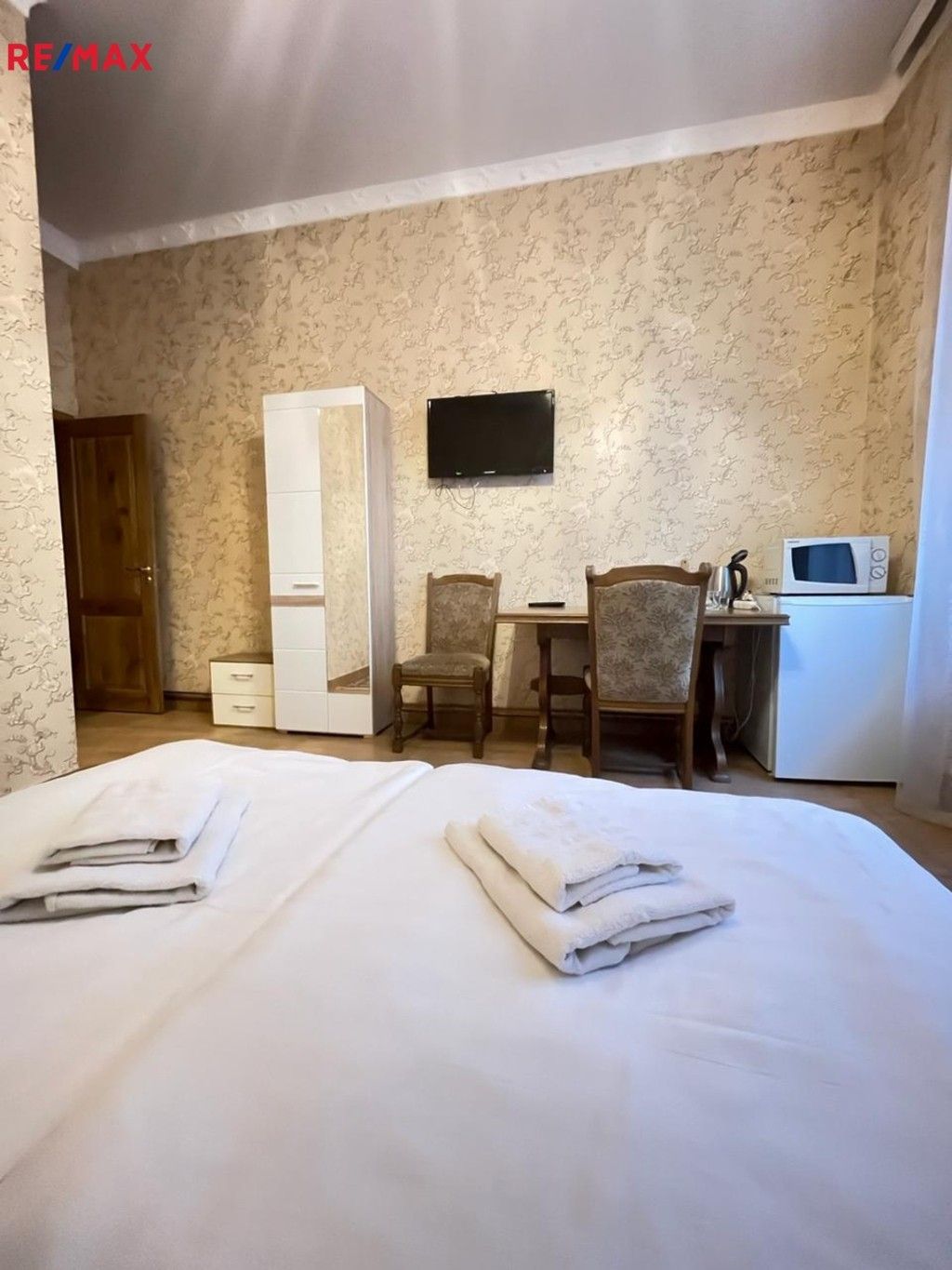 Prodej byt 1+1 - Bulharská 935, Karlovy Vary, 43 m²