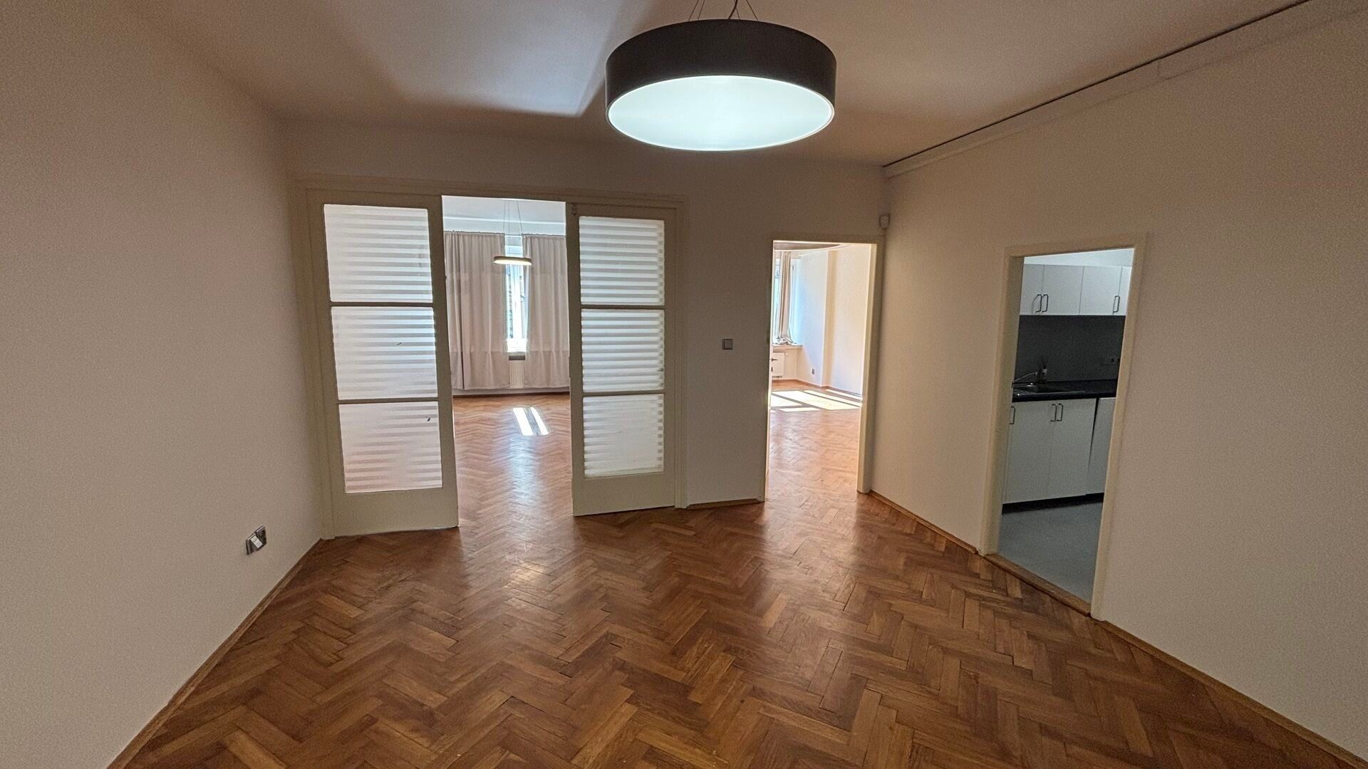 Pronájem byt 4+1 - Ostrovní  , Praha, 118 m²