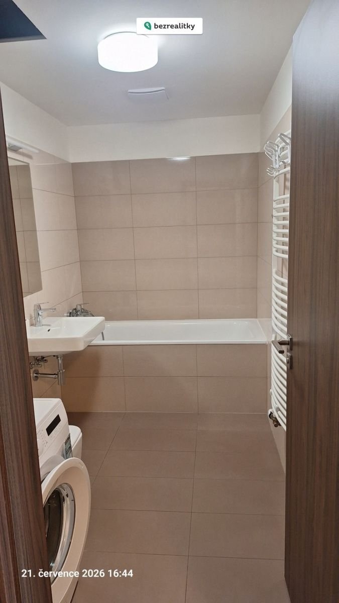 Byt 2+kk · 54 m² · Lehovecká 1145, Praha Hloubětín - 4