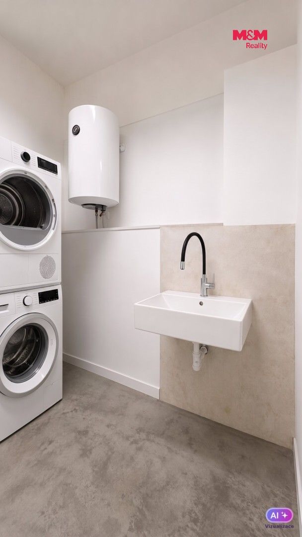 Obchodní prostory, Pražská, Louny, 170 m² - 2
