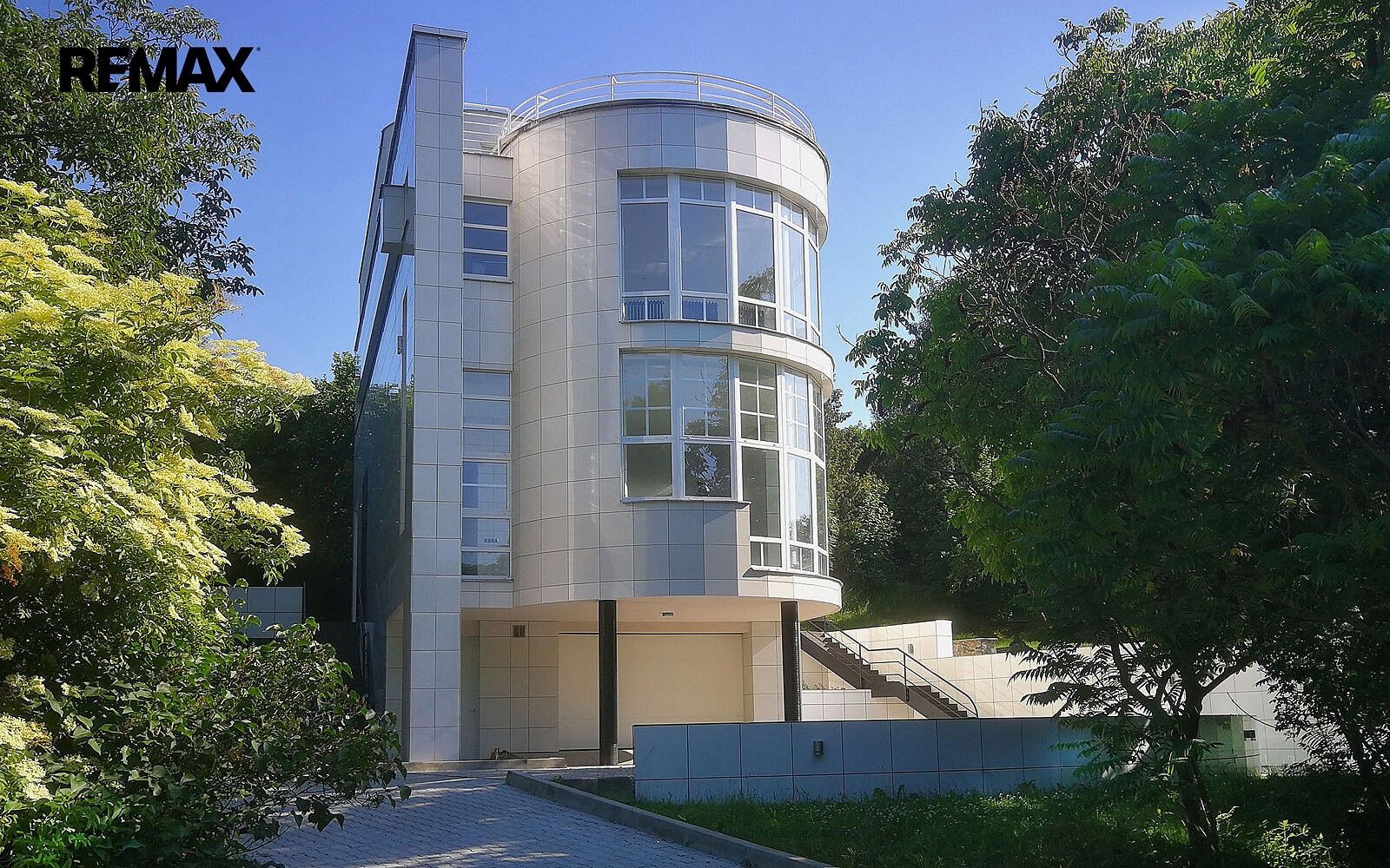 Rodinné domy, Podlešín, okres Kladno, Středočeský kraj, 323 m² - 2