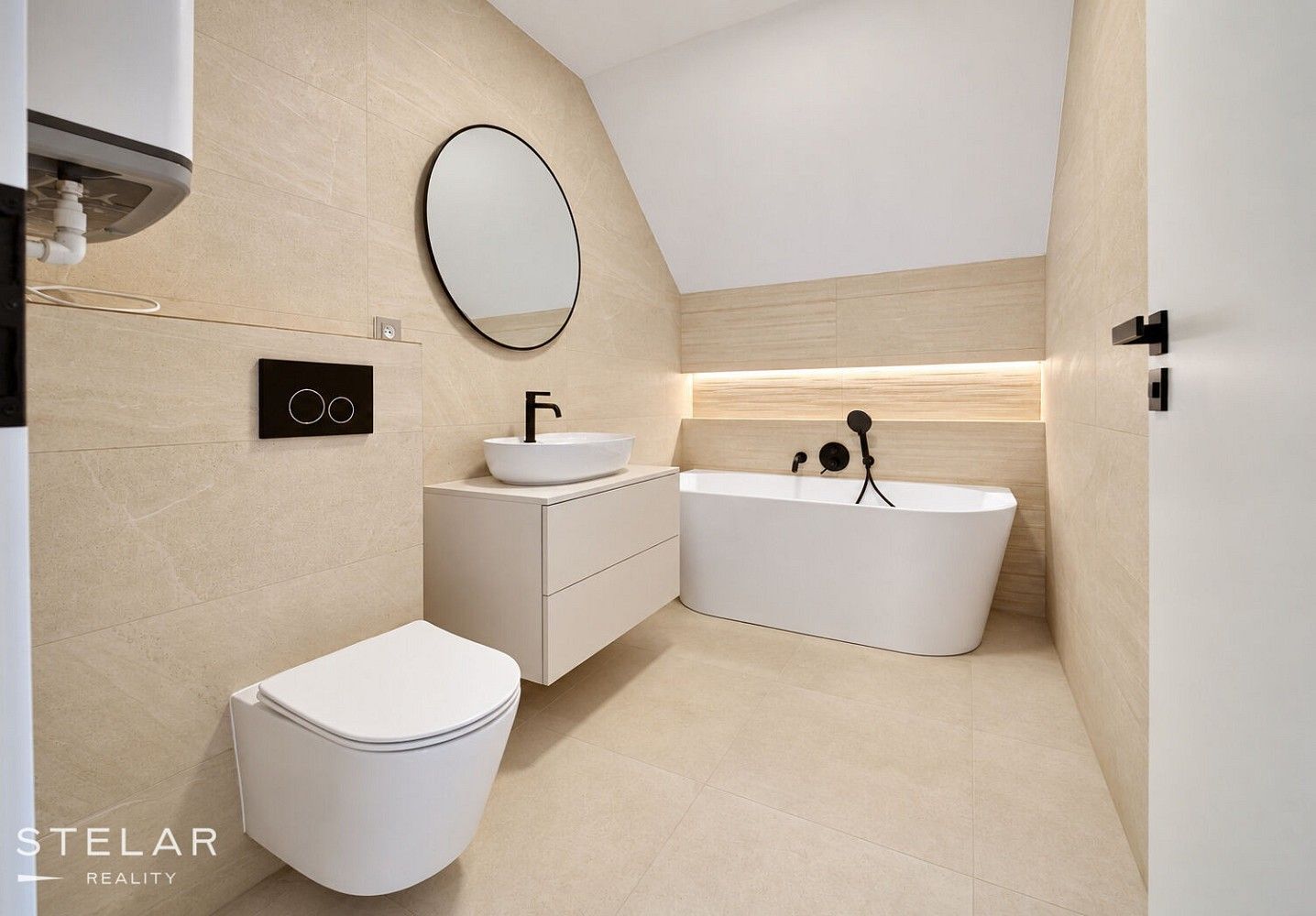 3+1, Mostní, Opava - Předměstí, 80 m² - 1