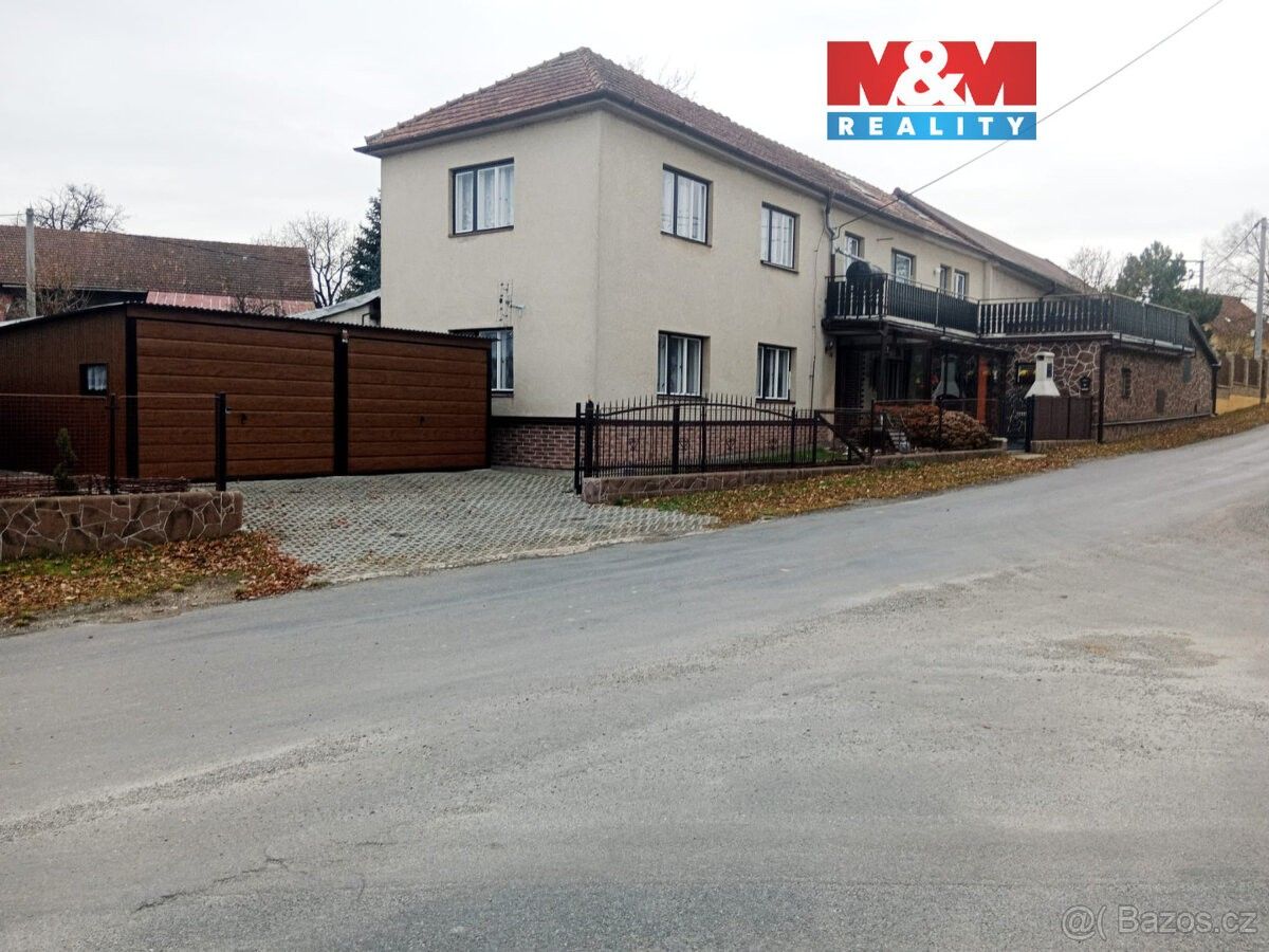 Rodinné domy, Křižanov, 594 51