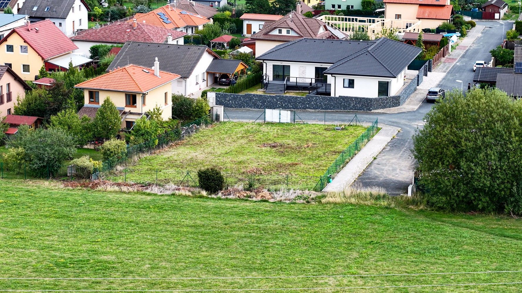 Pozemek pro bydlení, 658 m²