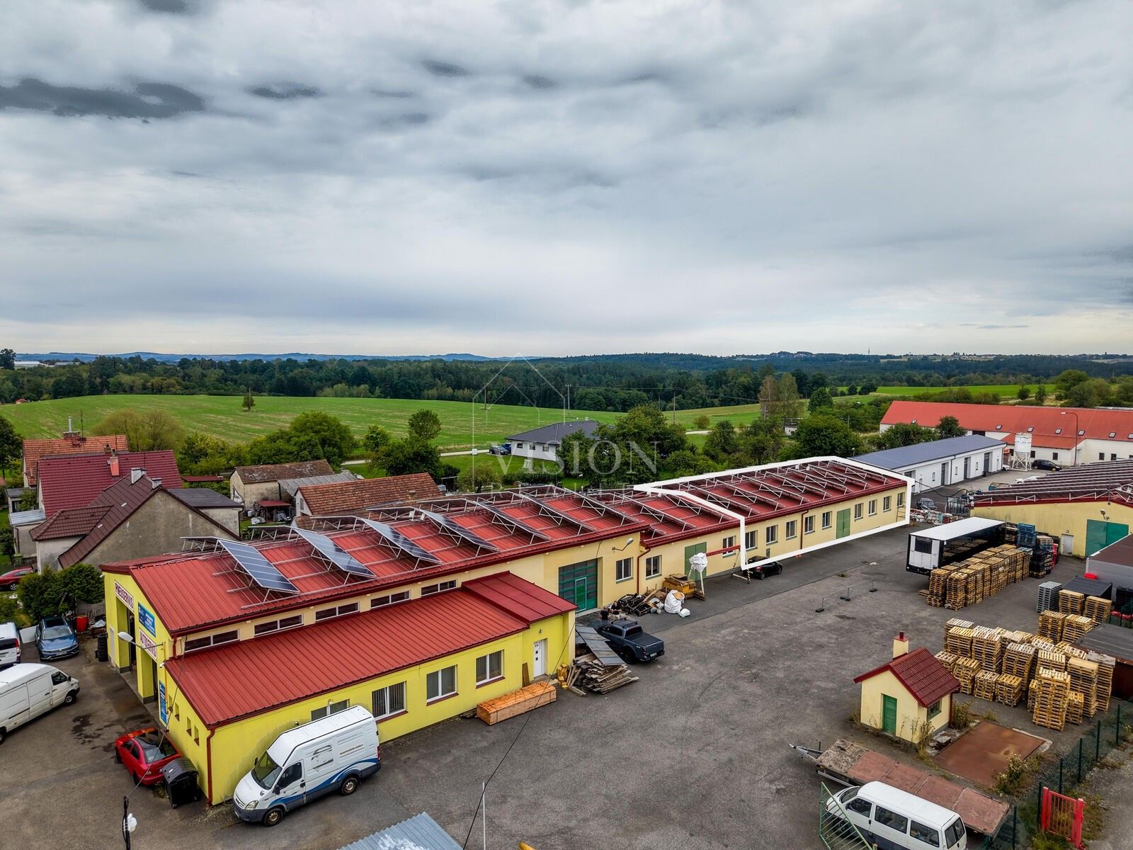 Obchodní prostory, Dražice, 500 m²