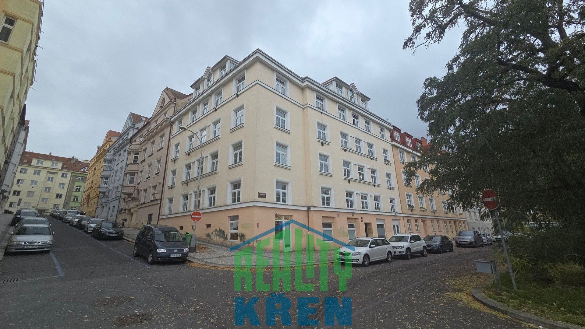 2+1, Parléřova, Praha, 74 m²