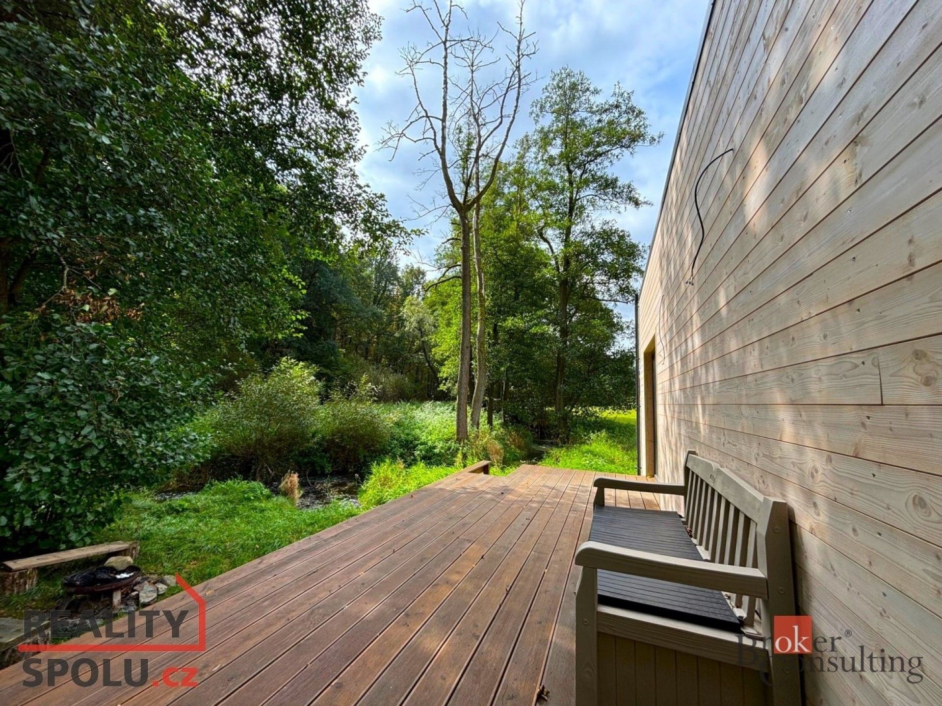 Louky, Rybníky, 1 277 m²