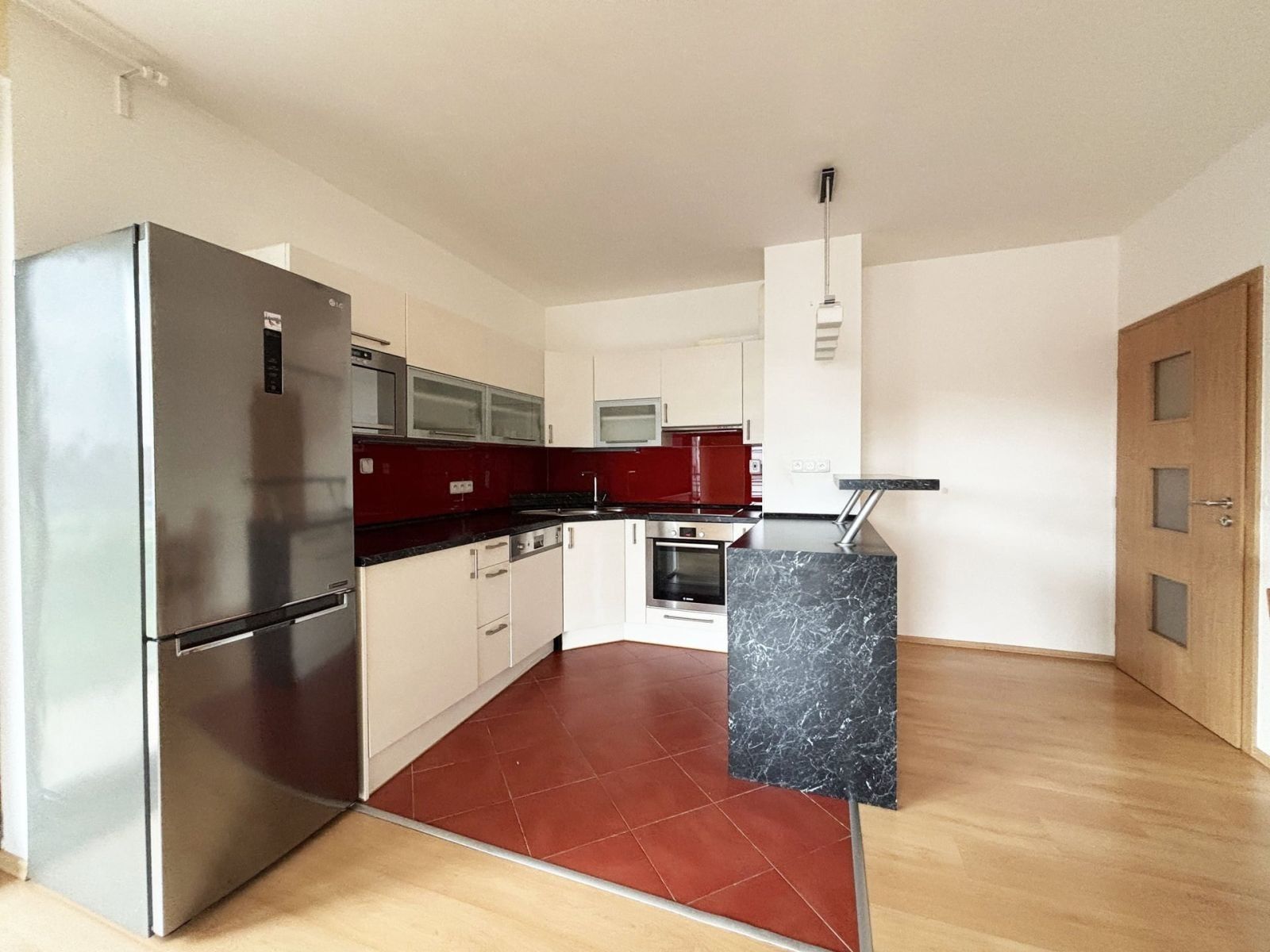 2+kk, Jana Přibíka, Praha - Vysočany, 62 m² - 1