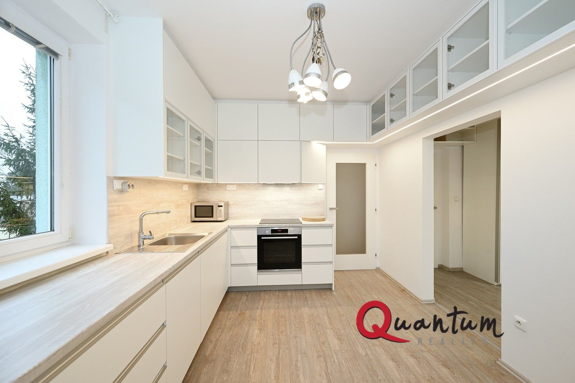 3+1, K Horoměřicům, Praha, 90 m²