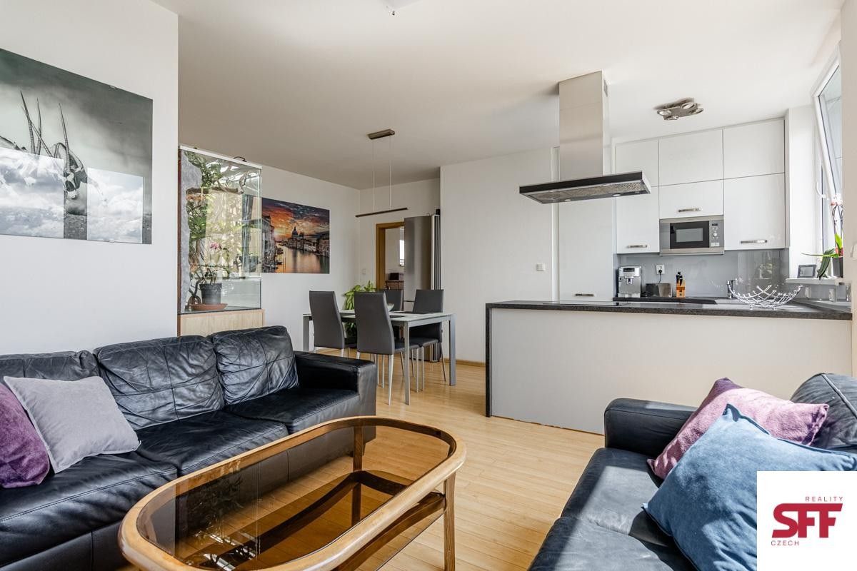 Byt 3+kk · 90 m² · Svitákova, Praha - 3