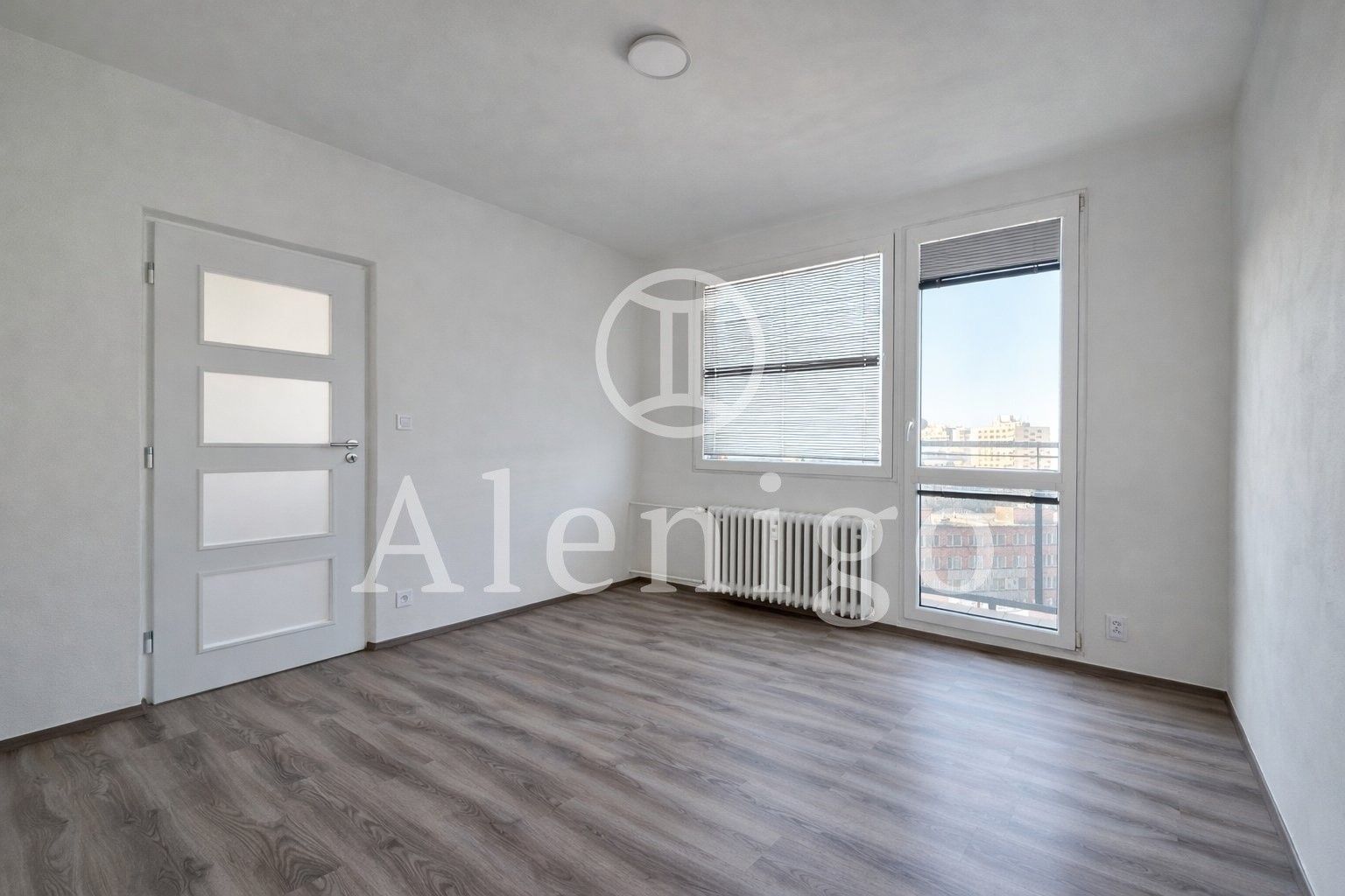 Pronájem byt 3+1 - Bítovská, Praha, 70 m²