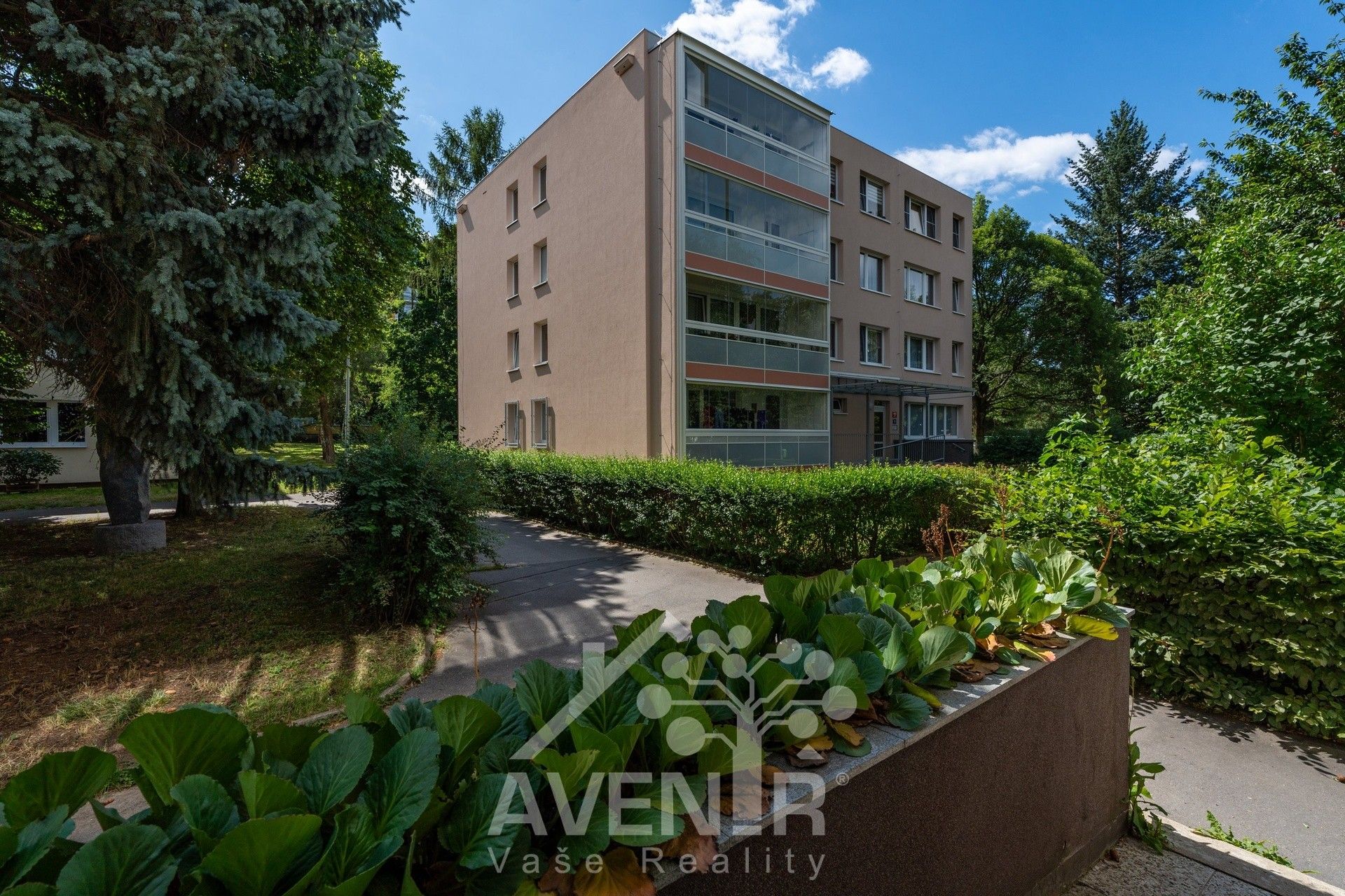3+kk, Bohušovická, Praha, 54 m²
