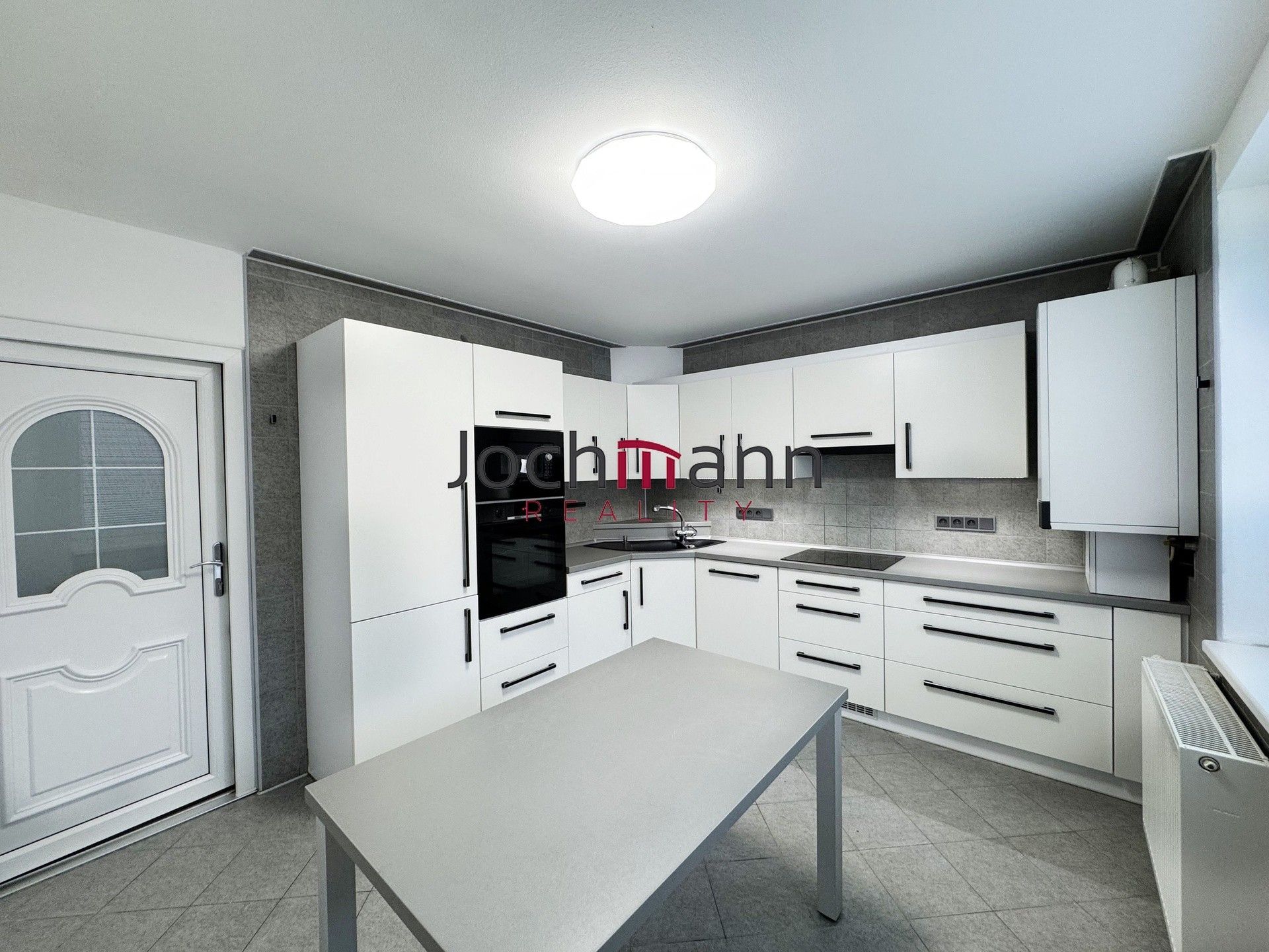 3+1, Masarykova, Hluboká nad Vltavou, 90 m²