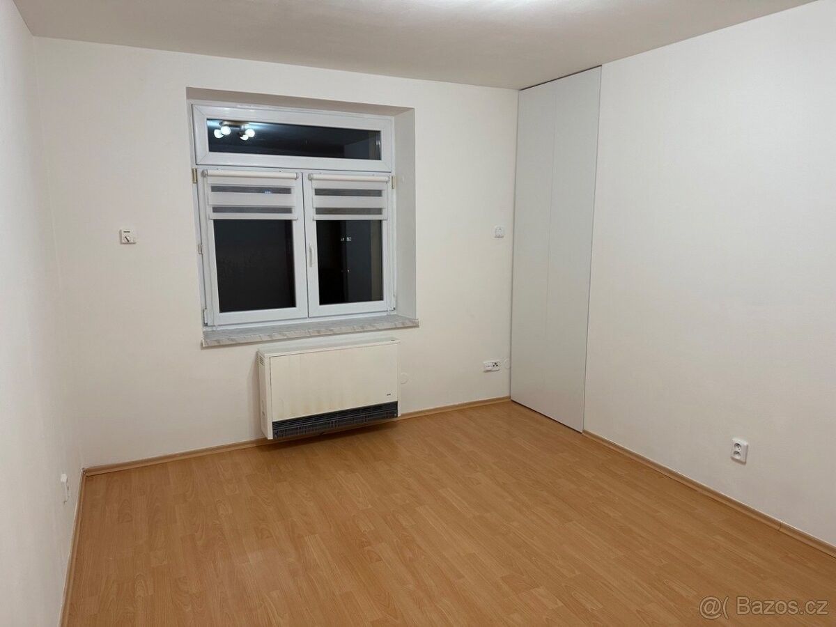 Pronájem byt - Fulnek, 742 45