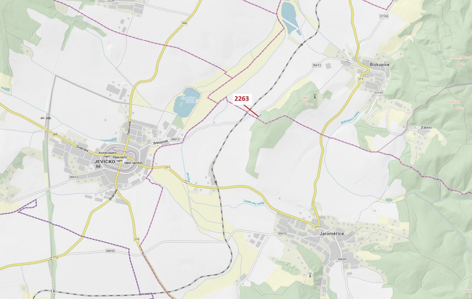 Les, 658 m²