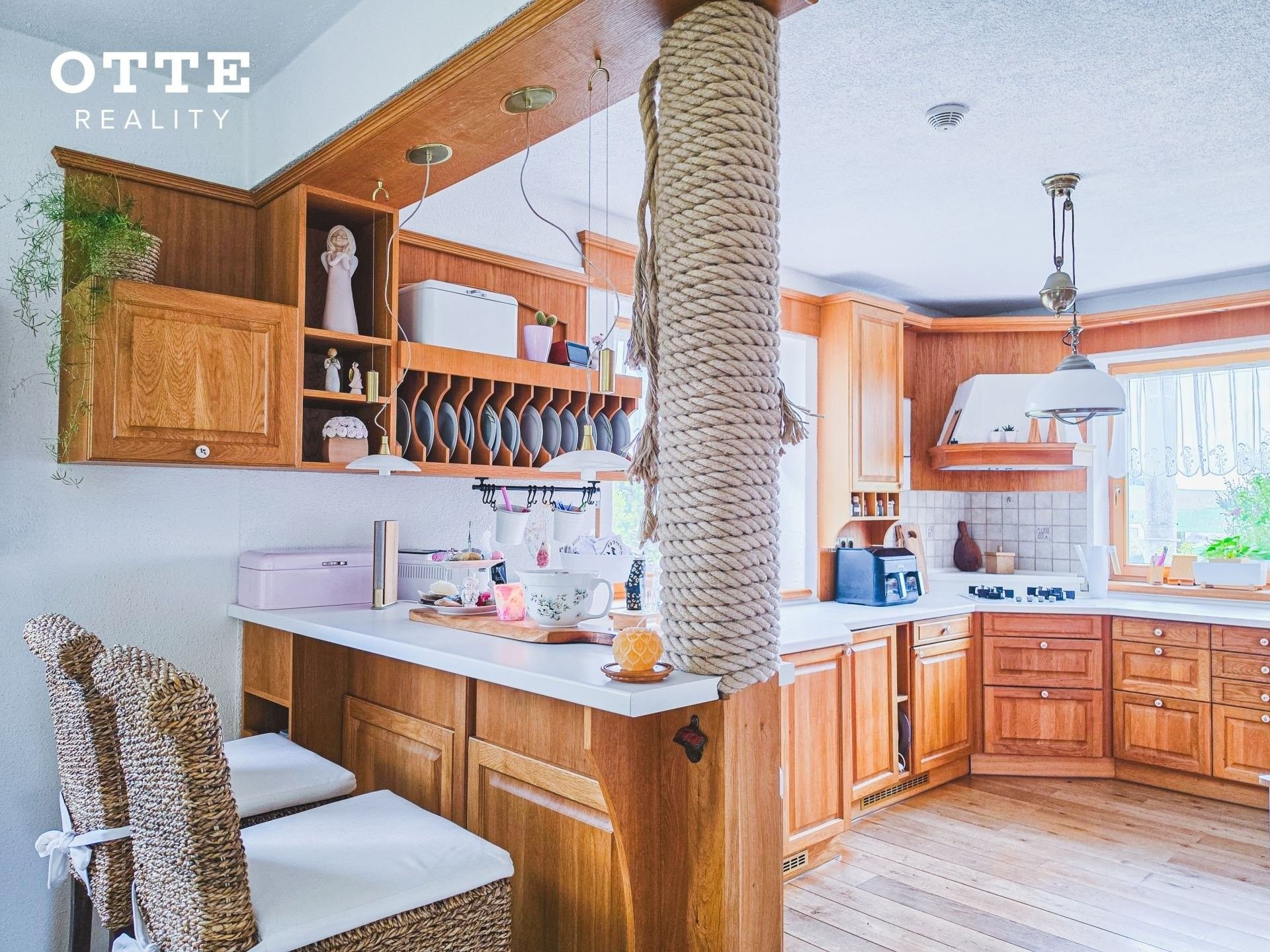 Prodej rodinný dům - Tymákov, 248 m² - 5