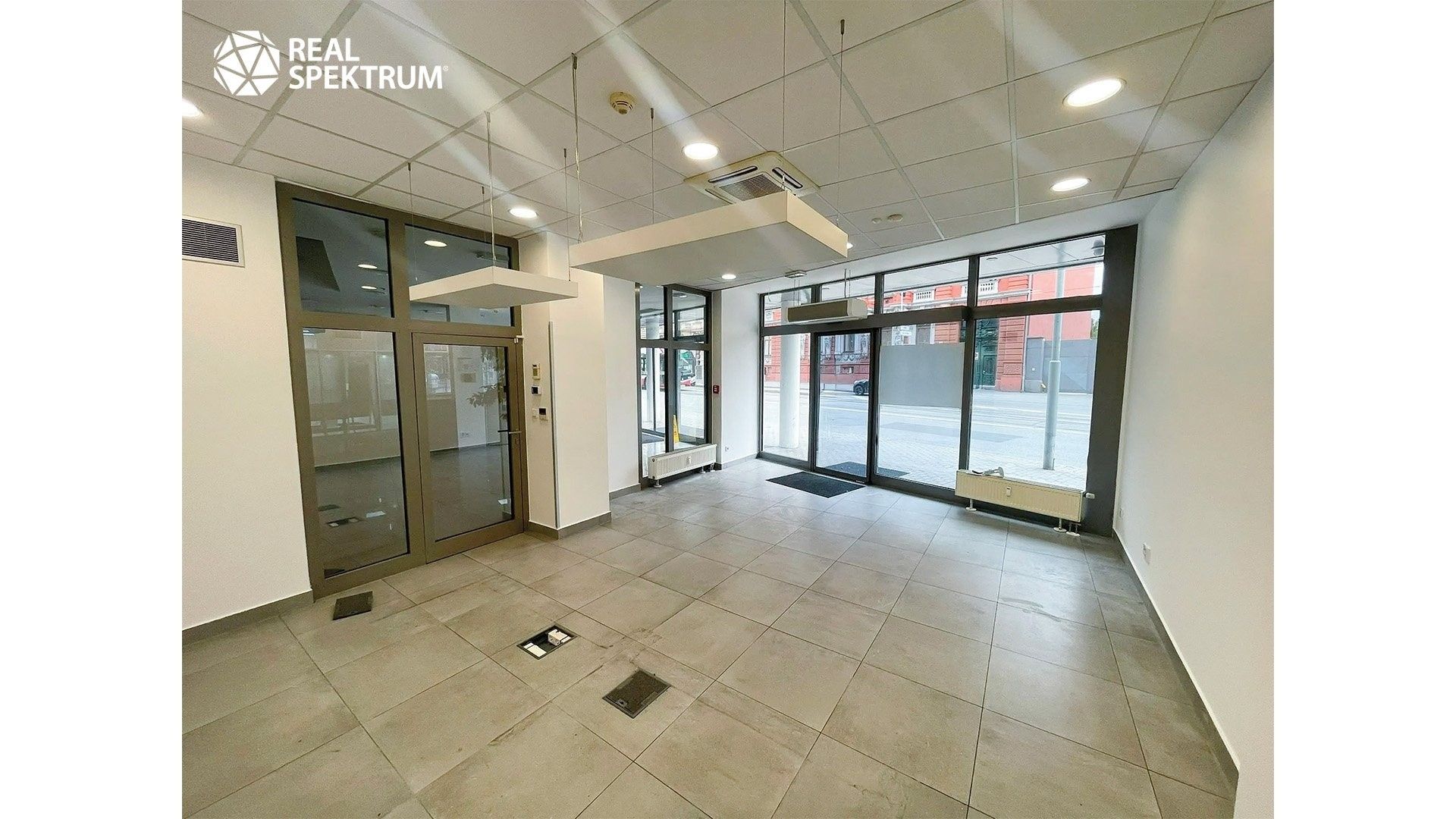 Obchodní prostory, Křenová, Brno, 73 m² - 1