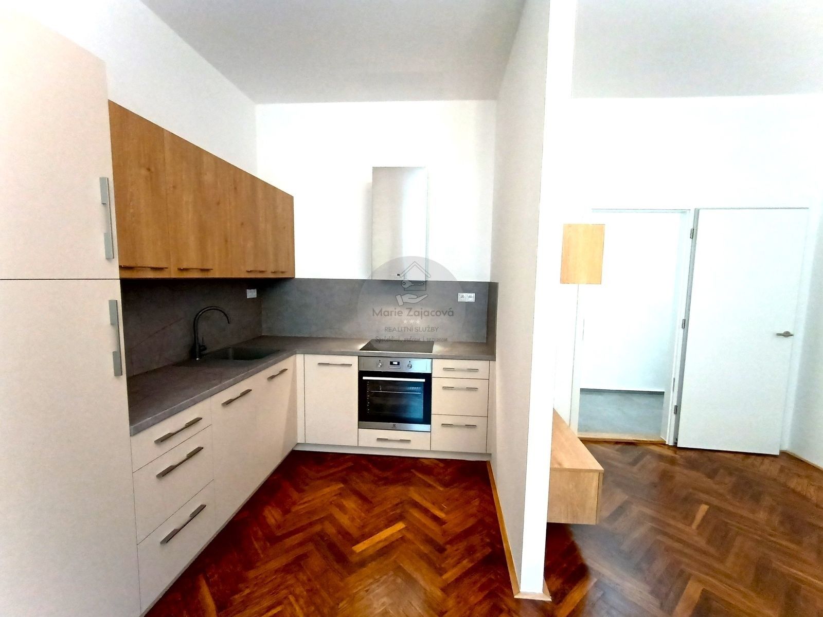 Pronájem byt 1+1 - Dr. Šmerala, Ostrava, 35 m²