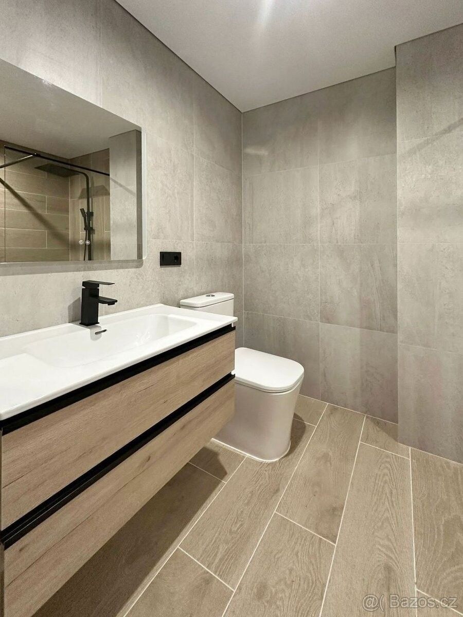 Prodej byt - 987 66, Zahraničí