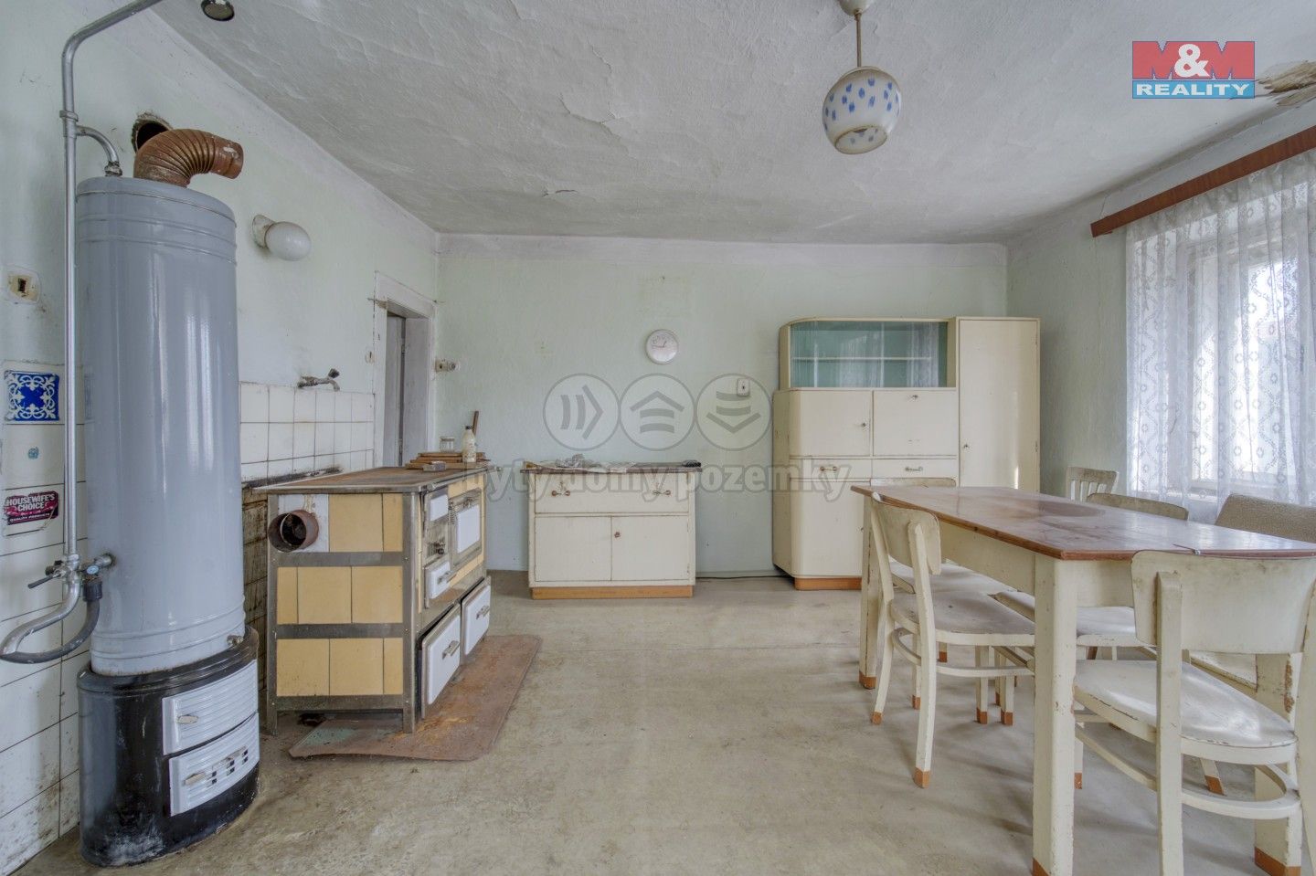 Prodej rodinný dům - Pražská, Kněževes, 67 m²