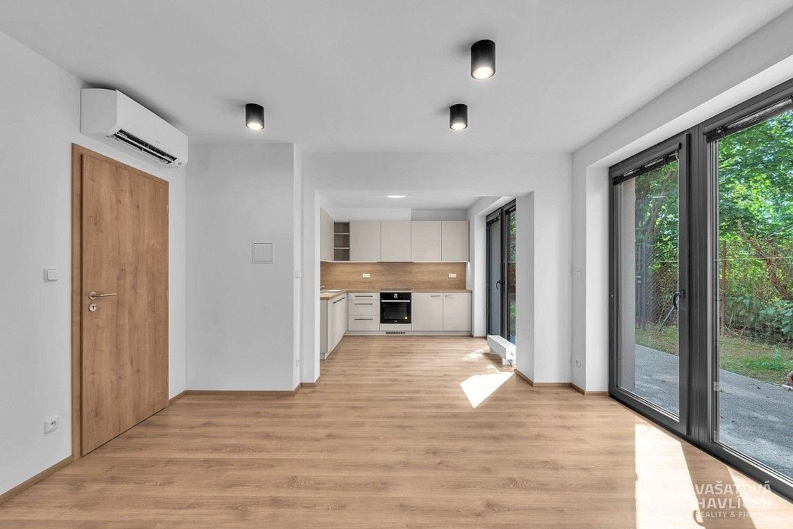 Pronájem byt 3+1 - Hradec Králové - Kukleny, Královéhradecký kraj, 188 m² - 5