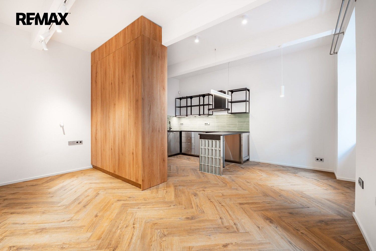 1+kk, Praha - Vršovice, okres Praha 10, Hlavní město Praha, 45 m² - 1