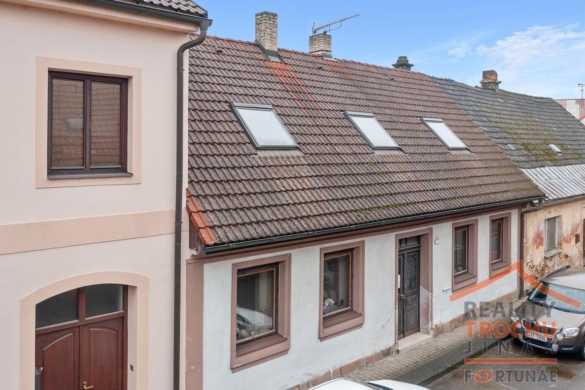 Prodej rodinný dům - Palackého, Železnice, 146 m²