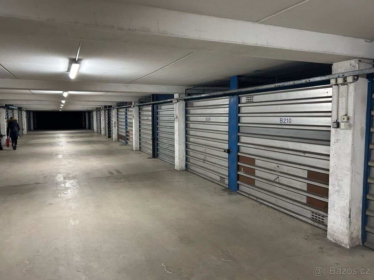 Pronájem garáž - Olomouc, 779 00, 12 m²