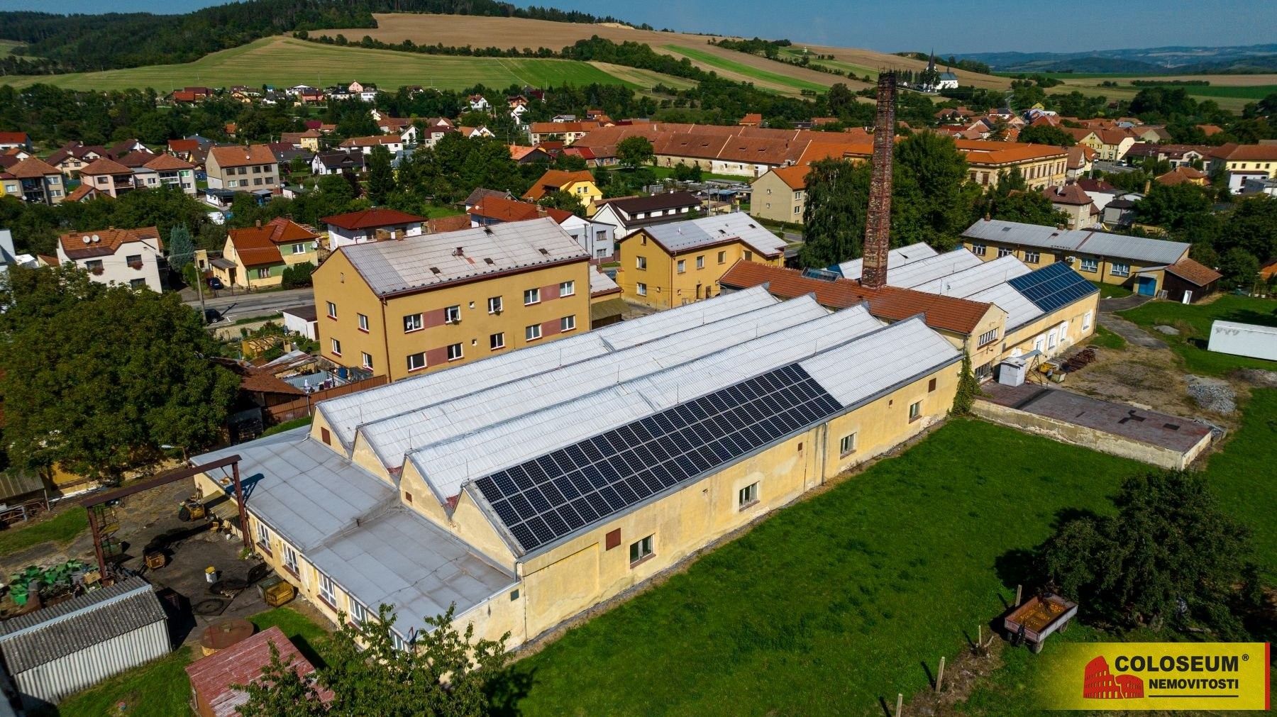 Komerční nemovitost · 2 370 m² · Drnovice - 4