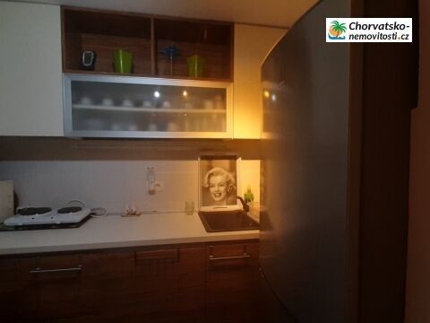 Prodej rodinný dům - 987 66, Zahraničí