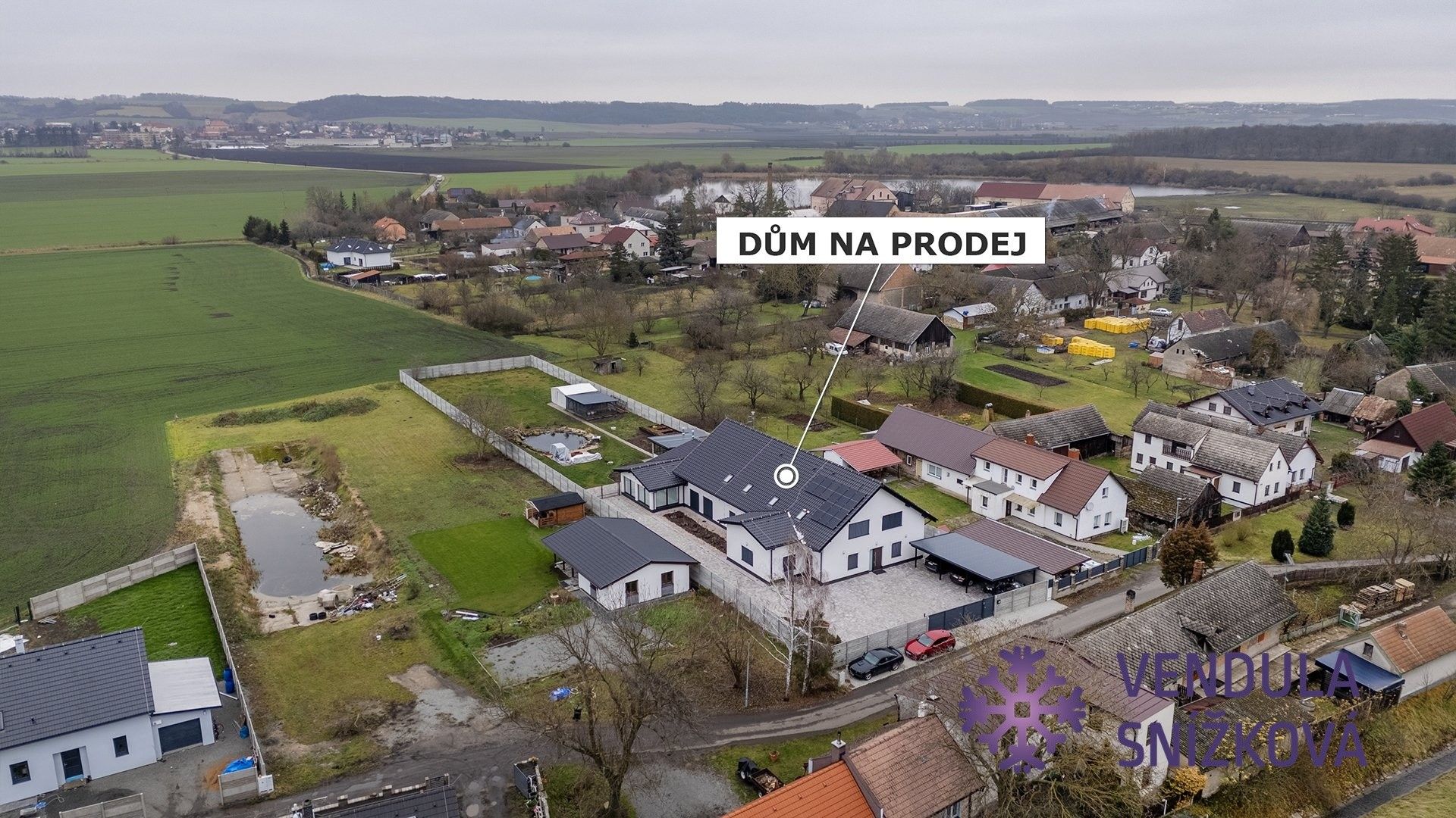 Rodinné domy, Pěčice, 331 m² - 1