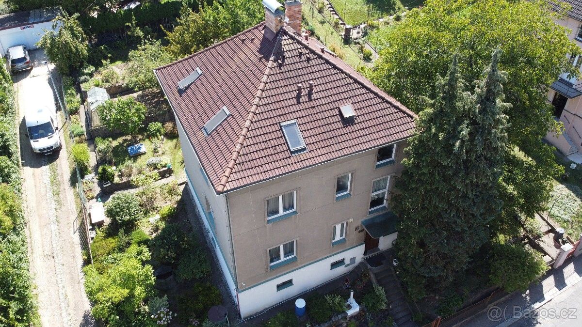 Rodinné domy, Praha, 152 00